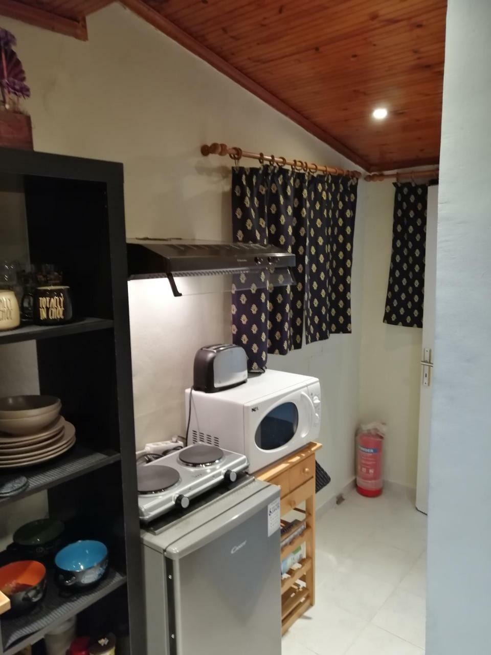 Top Floor Studio Near Metro&View&200Mbps أثينا المظهر الخارجي الصورة