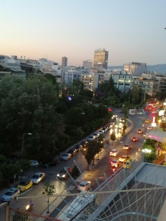 Top Floor Studio Near Metro&View&200Mbps أثينا المظهر الخارجي الصورة