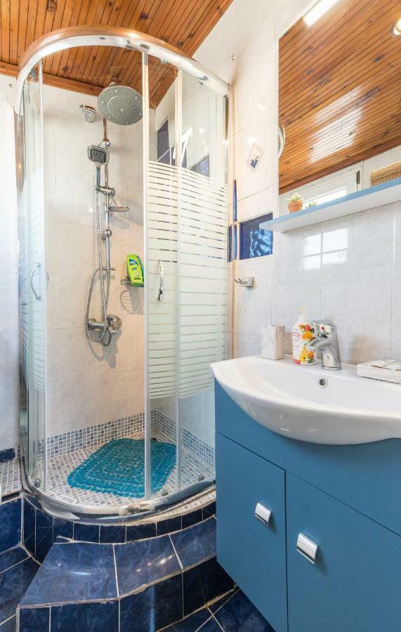 Top Floor Studio Near Metro&View&200Mbps أثينا المظهر الخارجي الصورة
