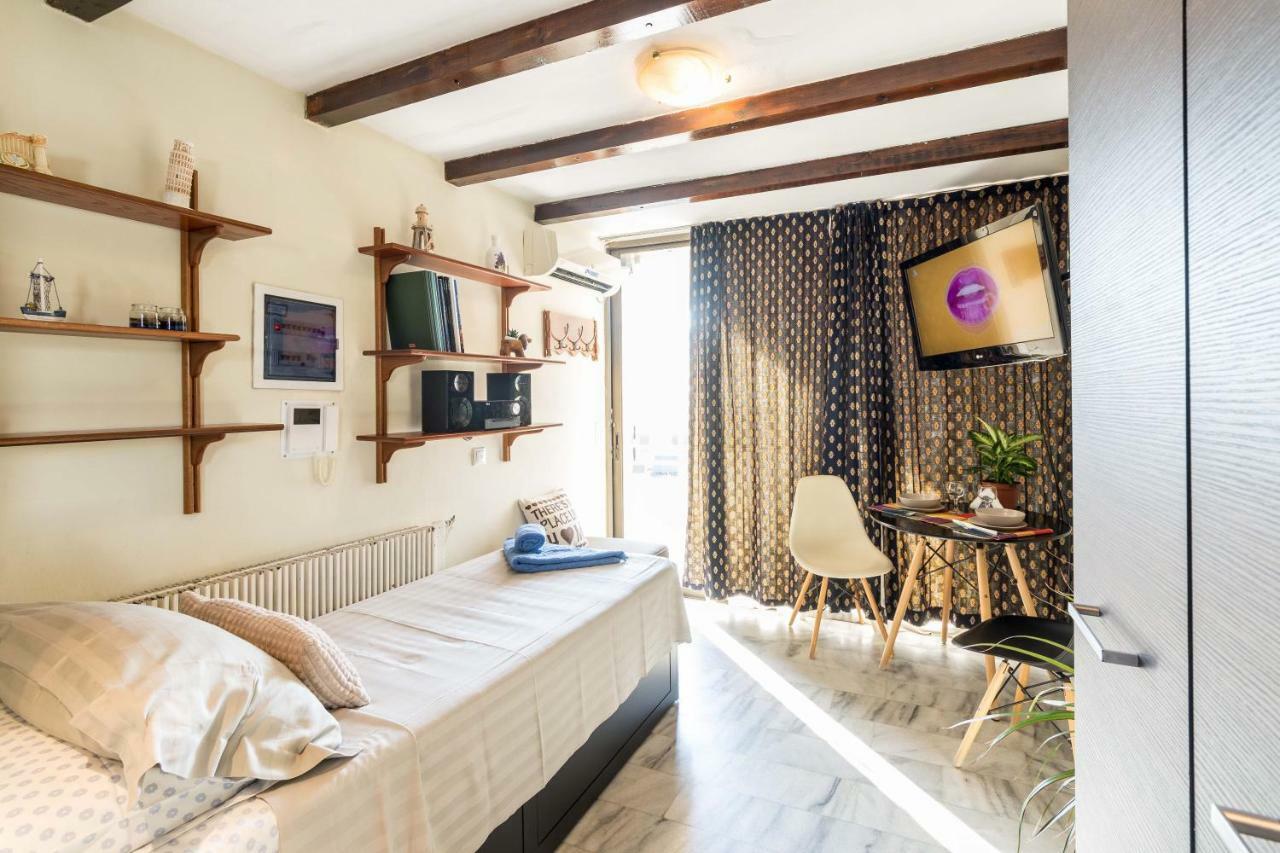Top Floor Studio Near Metro&View&200Mbps أثينا المظهر الخارجي الصورة